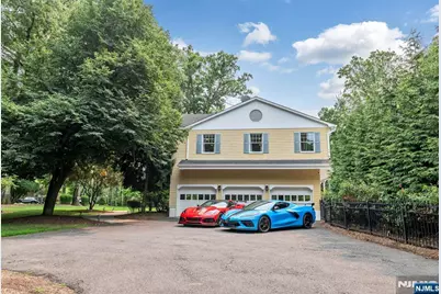 286 Gregory Road, Franklin Lakes, NJ 07417 - Photo 33