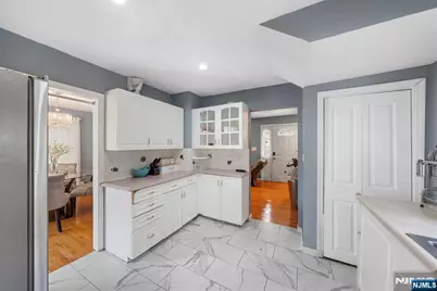 256 Fycke Lane, Teaneck Township, NJ 07666 - Photo 9