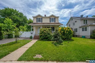 256 Fycke Lane, Teaneck Township, NJ 07666 - Photo 3