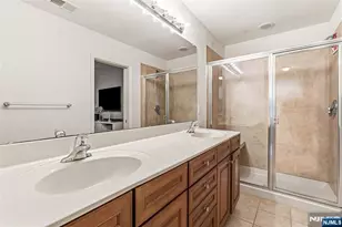 18 Bahr Cir, Verona, NJ 07044 - Photo 21