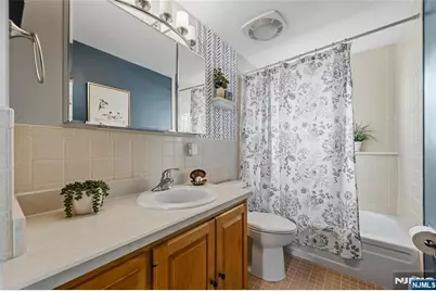 83 Moore Avenue, Waldwick, NJ 07463 - Photo 37