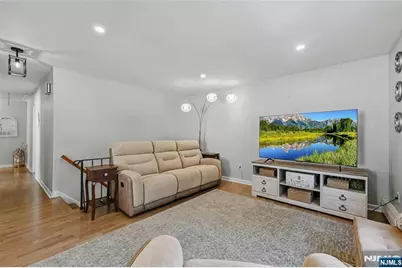 83 Moore Avenue, Waldwick, NJ 07463 - Photo 21