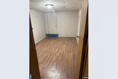 21 Summer Street, Lodi, NJ 07644 - Photo 15