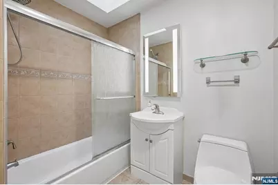 925 Main Street 10 #10, Hackensack, NJ 07601 - Photo 23