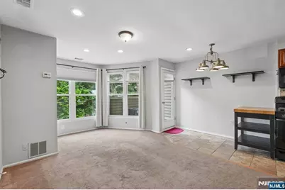 925 Main Street 10 #10, Hackensack, NJ 07601 - Photo 11