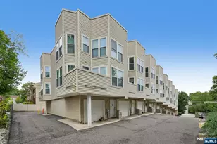925 Main Street 10, Hackensack, NJ 07601 - Photo 9