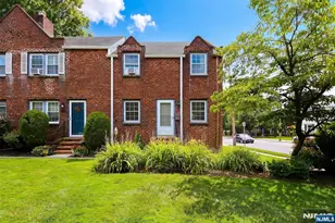 909 River Road 1, Teaneck Township, NJ 07666 - Photo 1