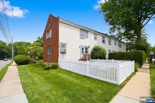 909 River Road 1, Teaneck Township, NJ 07666 - Photo 21