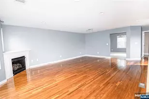 49 Stuyvesant Ave 16, Lyndhurst Township, NJ 07071 - Photo 21