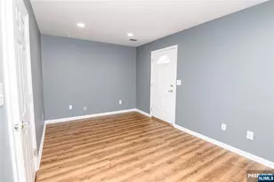 49 Stuyvesant Ave 16, Lyndhurst Township, NJ 07071 - Photo 23