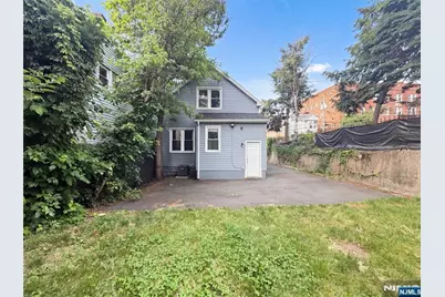 15 Arverne Terrace, Irvington, NJ 07111 - Photo 5
