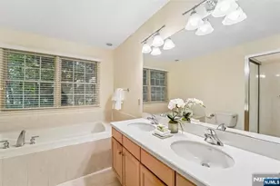 141 Greenway 41, Montvale, NJ 07645 - Photo 17