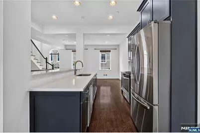 247 Bradley Drive, Wood Ridge, NJ 07075 - Photo 25