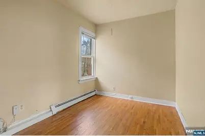 305 Pacific Street, Paterson, NJ 07503 - Photo 17