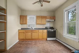 305 Pacific St, Paterson, NJ 07503 - Photo 23
