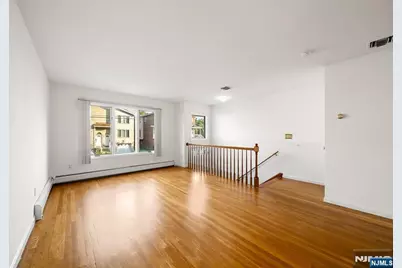 2462 7th B #B, Fort Lee, NJ 07024 - Photo 3