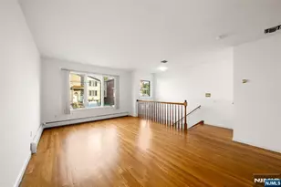 2462 7th B, Fort Lee, NJ 07024 - Photo 3
