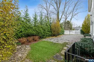 15 Woodland Rd, Cresskill, NJ 07626 - Photo 5