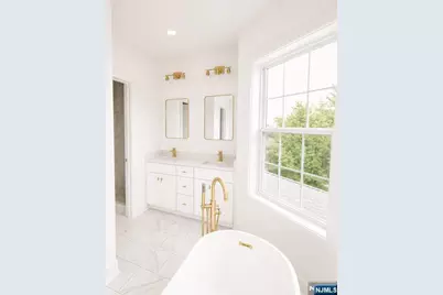 7 Davon Lane, Hamburg, NJ 07419 - Photo 13