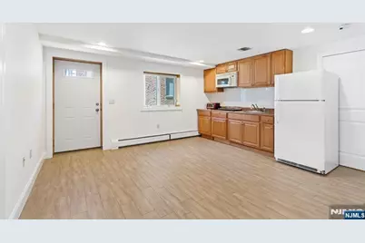 80B Liberty Place, Palisades Park, NJ 07650 - Photo 21