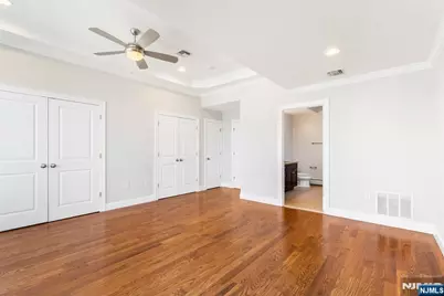 80B Liberty Place, Palisades Park, NJ 07650 - Photo 13