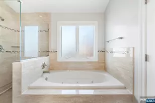 80B Liberty Pl, Palisades Park, NJ 07650 - Photo 15