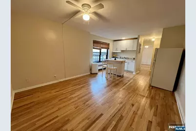 241 E Main Street 3A #3A, Bergenfield, NJ 07621 - Photo 3