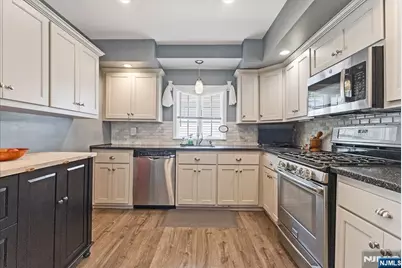 15 Oak Street, Hillsdale, NJ 07642 - Photo 9