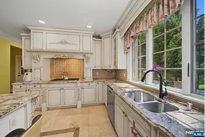 29 Meadow Street, Demarest, NJ 07627 - Photo 11