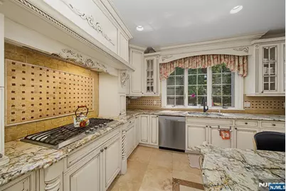 29 Meadow Street, Demarest, NJ 07627 - Photo 13