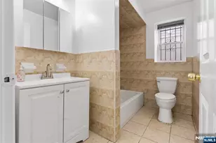 584 19th Street 582, Newark, NJ 07103 - Photo 11