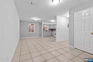 584 19th Street 582, Newark, NJ 07103 - Photo 3