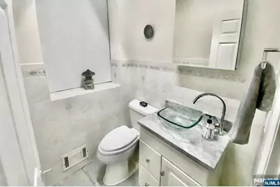 54-60 McWhorter Street 105 #105, Newark, NJ 07105 - Photo 7