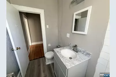16 Irving Street B6 #B6, Newark, NJ 07104 - Photo 7
