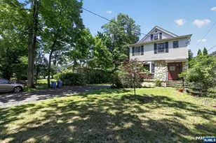 25 Jefferson Ave, Cresskill, NJ 07626 - Photo 1