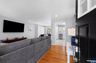 34 Rogers Ln, Sparta Township, NJ 07871 - Photo 5