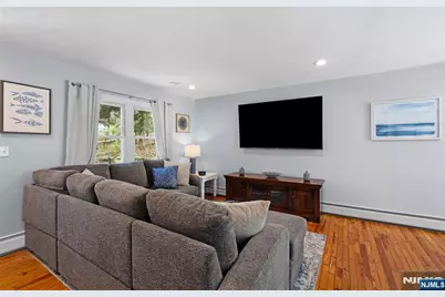 34 Rogers Lane, Sparta Township, NJ 07871 - Photo 7