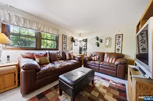 308 Loren Ct, Northvale, NJ 07647 - Photo 21