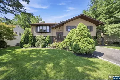 308 Loren Court, Northvale, NJ 07647 - Photo 3