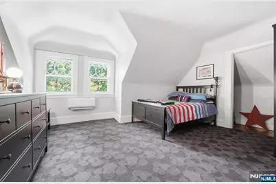 54 Myrtle Avenue, Montclair, NJ 07042 - Photo 35