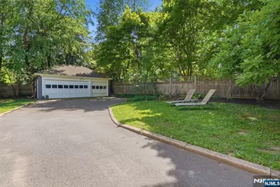 54 Myrtle Avenue, Montclair, NJ 07042 - Photo 43