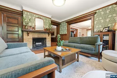 54 Myrtle Avenue, Montclair, NJ 07042 - Photo 9