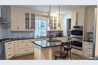 245 Carlton Terrace, Teaneck Township, NJ 07666 - Photo 3
