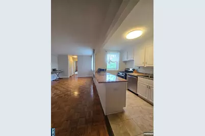 2345 Linwood Avenue 6A #6A, Fort Lee, NJ 07024 - Photo 7