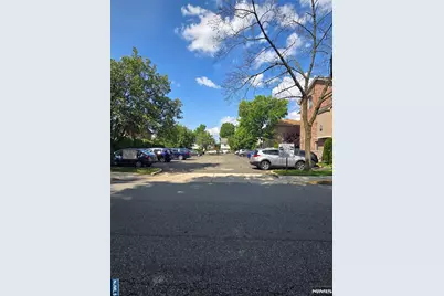 2345 Linwood Avenue 6A #6A, Fort Lee, NJ 07024 - Photo 13