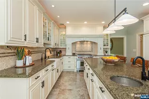 238 E Saddle River Rd, Saddle River, NJ 07458 - Photo 7