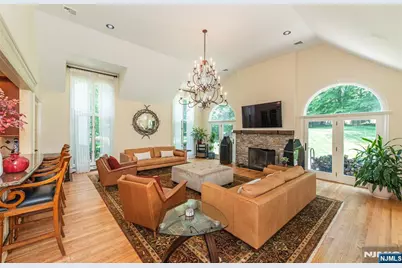 238 E Saddle River Road, Saddle River, NJ 07458 - Photo 5