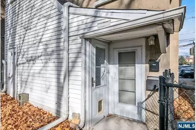 10 W Prospect Street 2 #2, Waldwick, NJ 07463 - Photo 3