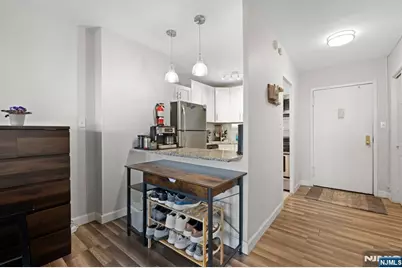 285 Aycrigg Avenue 15C #15C, Passaic, NJ 07055 - Photo 11