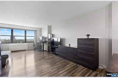 285 Aycrigg Avenue 15C #15C, Passaic, NJ 07055 - Photo 13